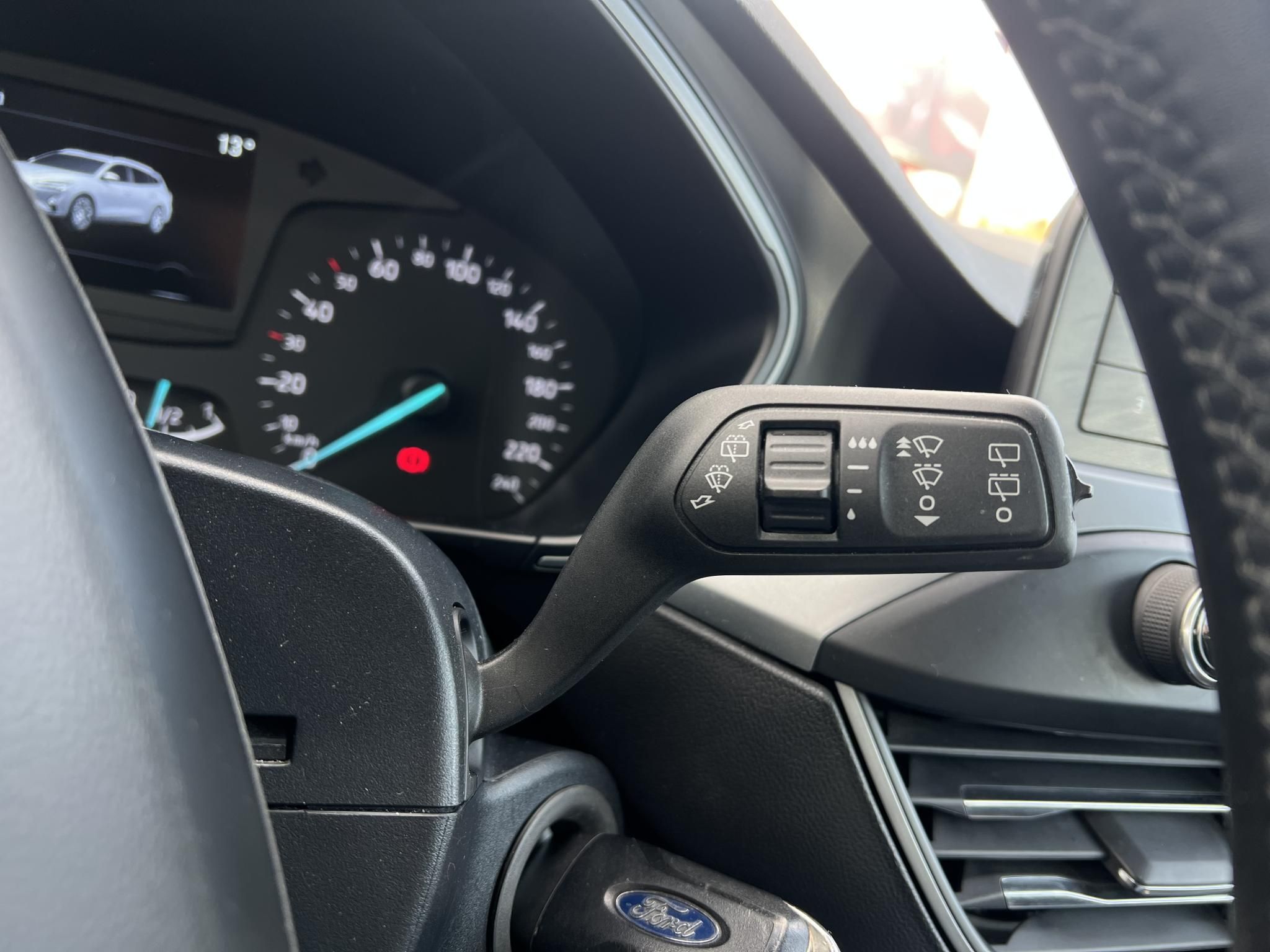 FORD FOCUS 1.0 EcoBoost Trend M.o.-i. 1.tul. Márkaszervizelt!