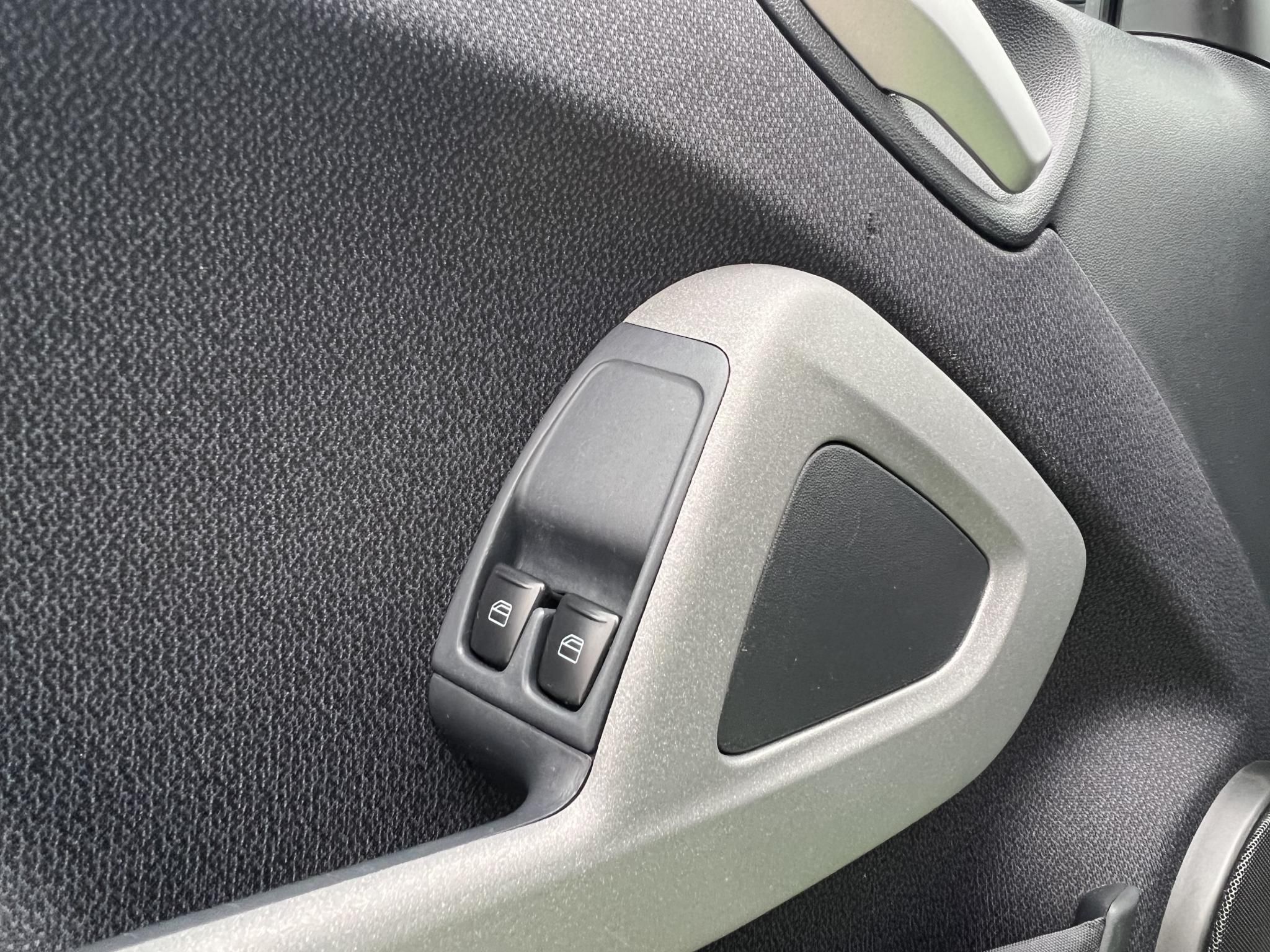 SMART FORTWO Electric Drive JBL Panorámatető