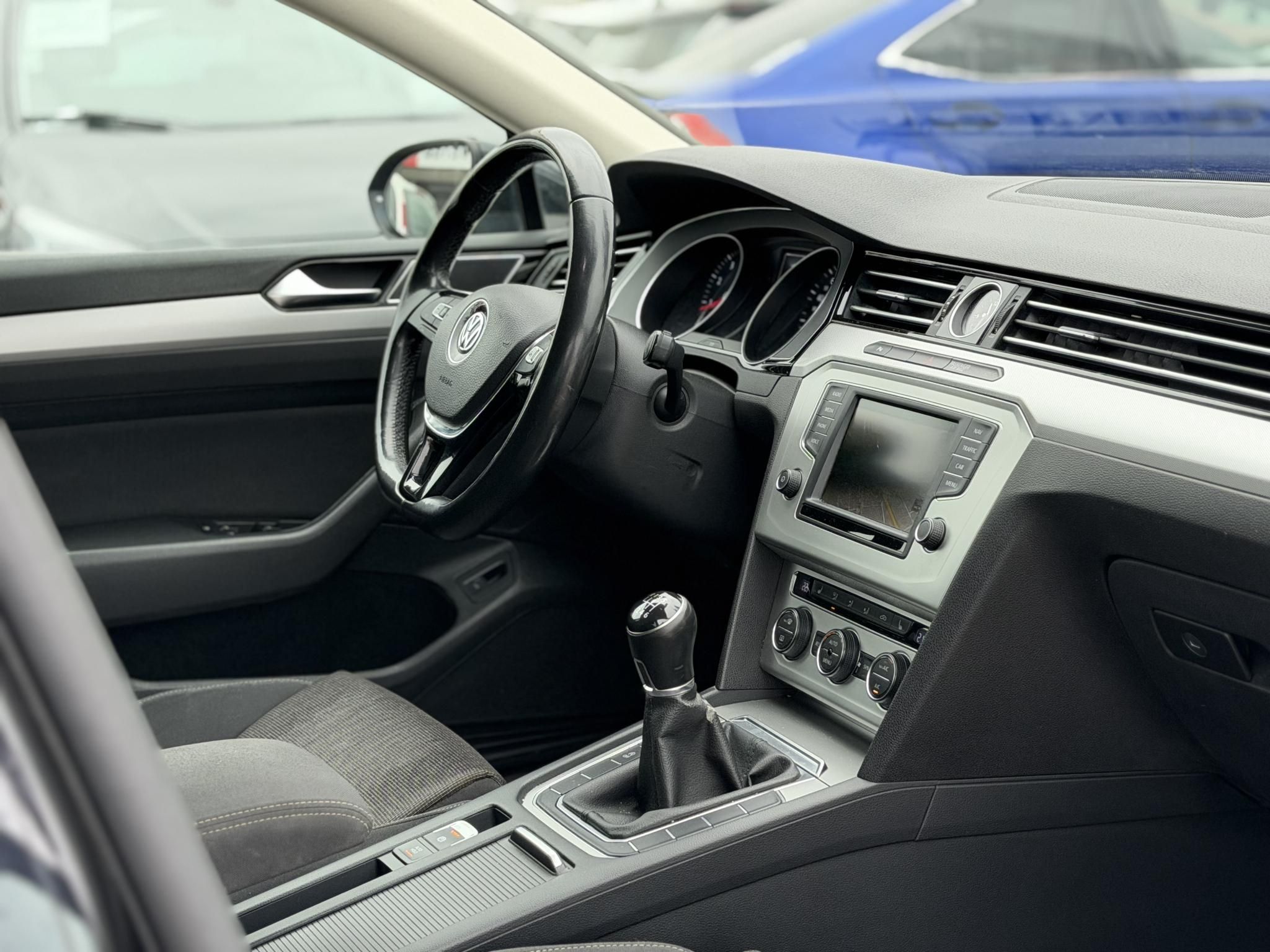 VOLKSWAGEN PASSAT VIII 1.4 TSI BMT ACT Comfortline Távtartó Navi Ülésfűtés Tolatóradar Frissen szervizelt!