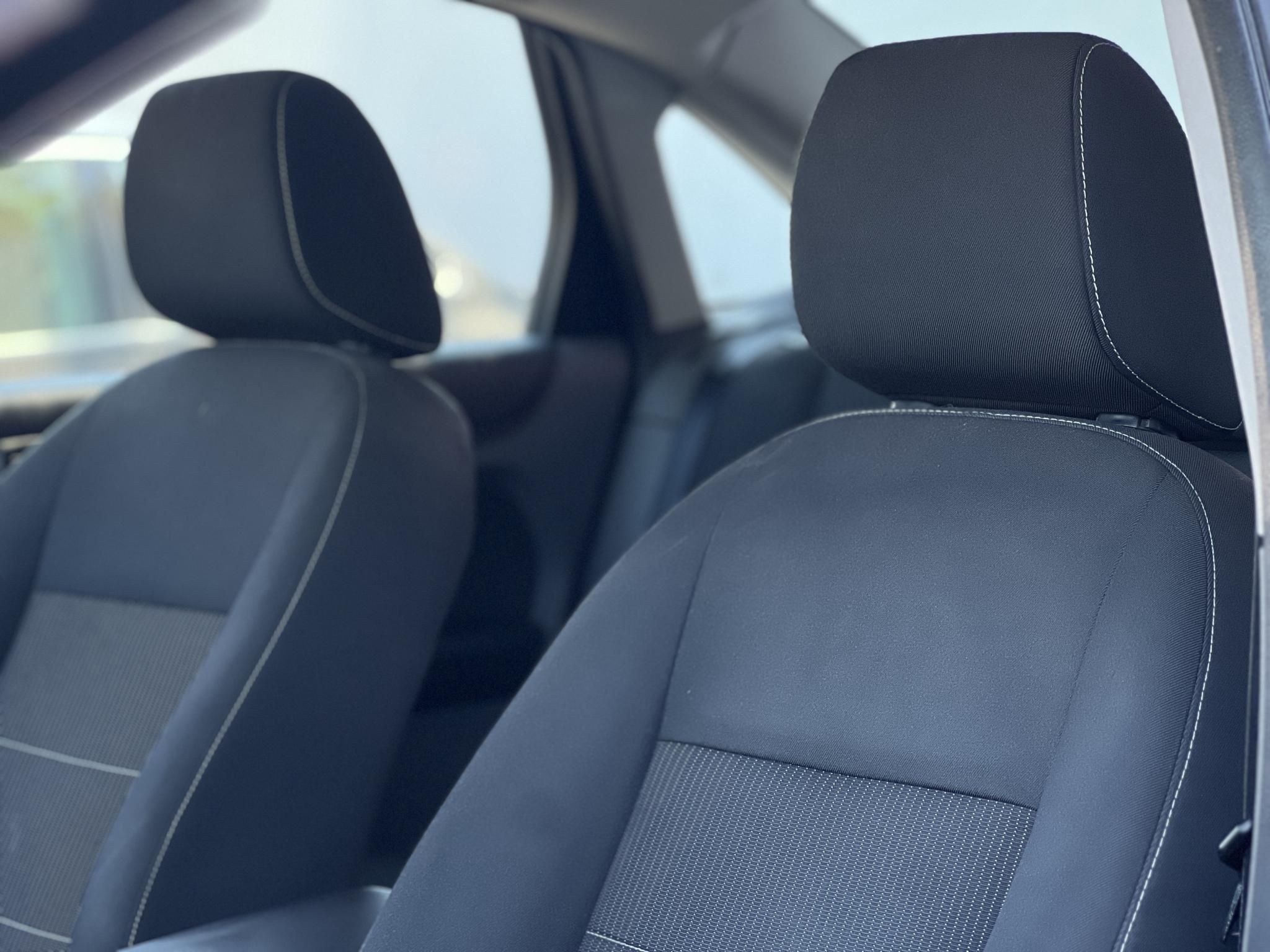 FORD FOCUS 1.6 Ti-VCT Trend Plus Magyarországi. Gyári fényezés. Végig vezetett szervizkönyv. Android!