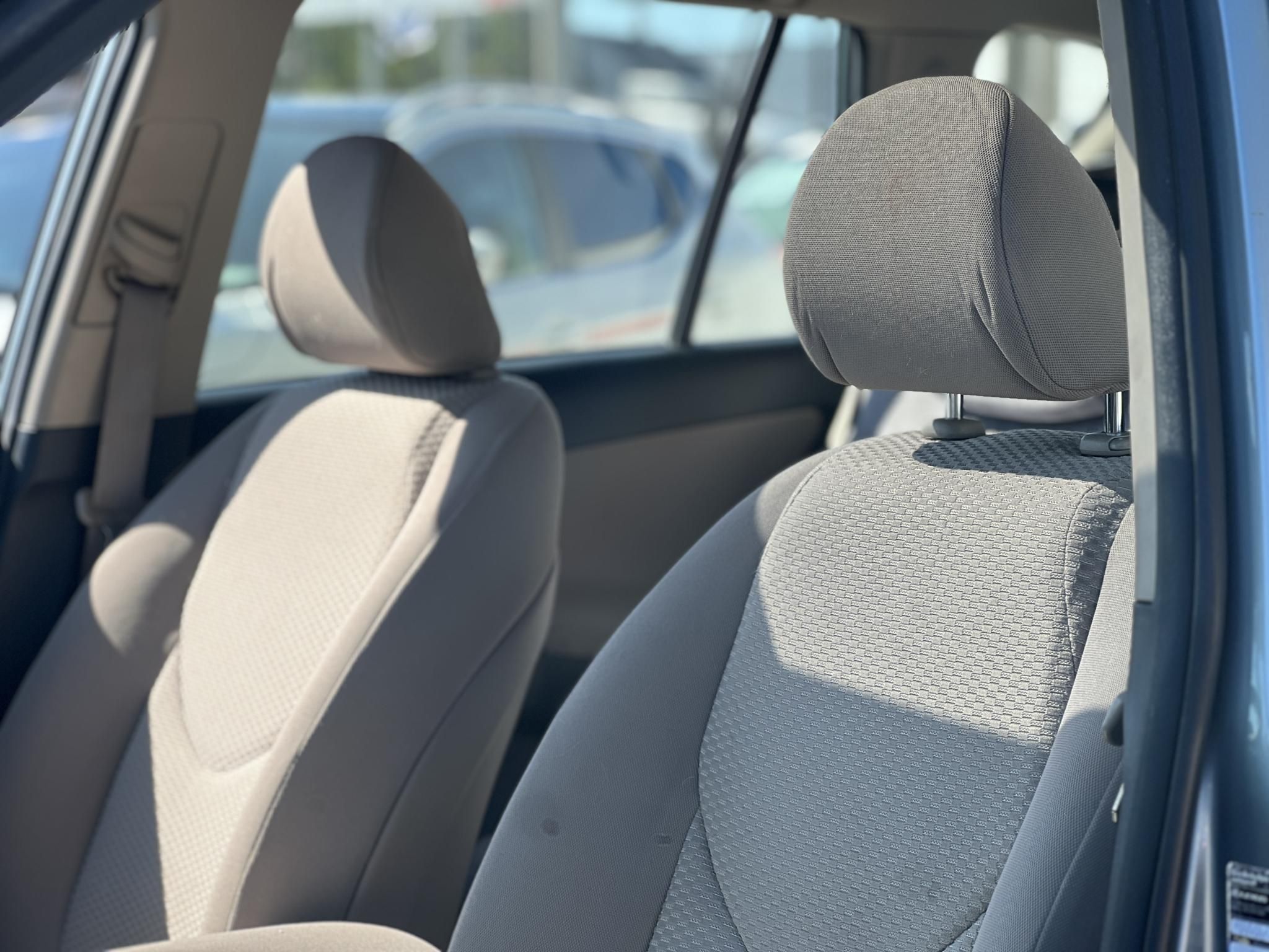 TOYOTA RAV 4 Rav4 2.0 4x4 Magyarországi. napfénytető. keyless. vonóhorog. téli-nyári kerék. 2 gyári kulcs!