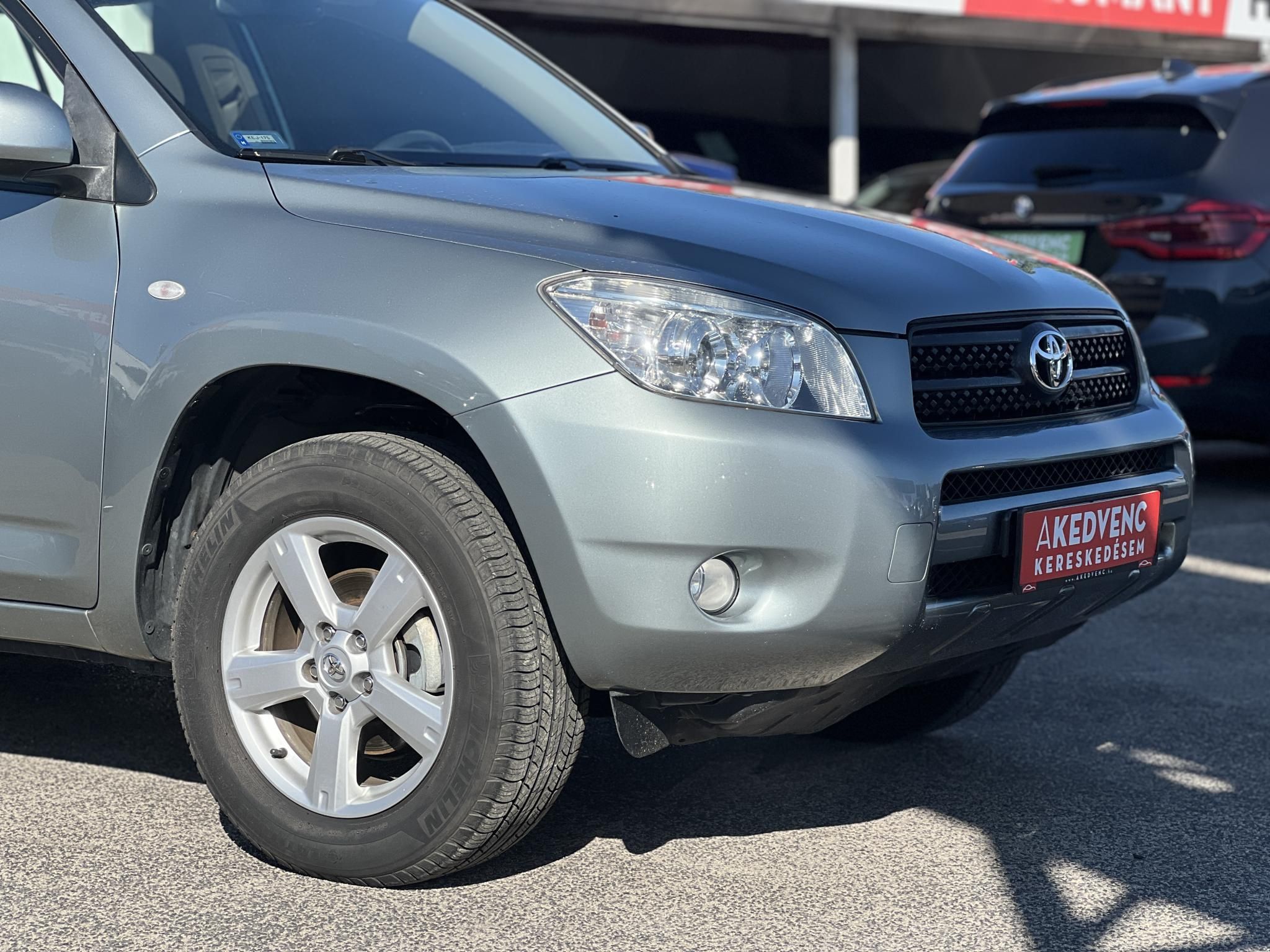 TOYOTA RAV 4 Rav4 2.0 4x4 Magyarországi. napfénytető. keyless. vonóhorog. téli-nyári kerék. 2 gyári kulcs!