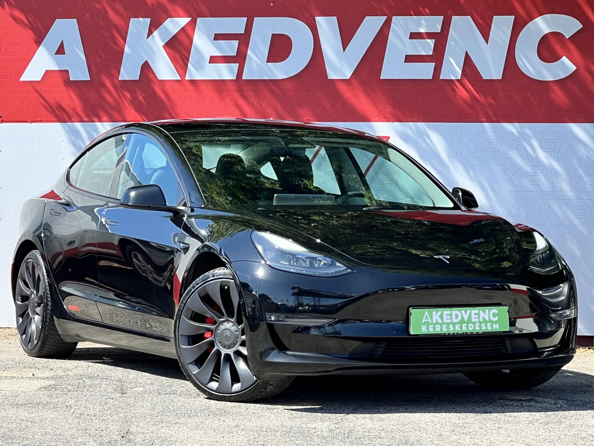 TESLA MODEL 3 Performance AWD (Automata) 106e km. mátrix LED. AMD Ryzen. hőszivattyú. garanciális!