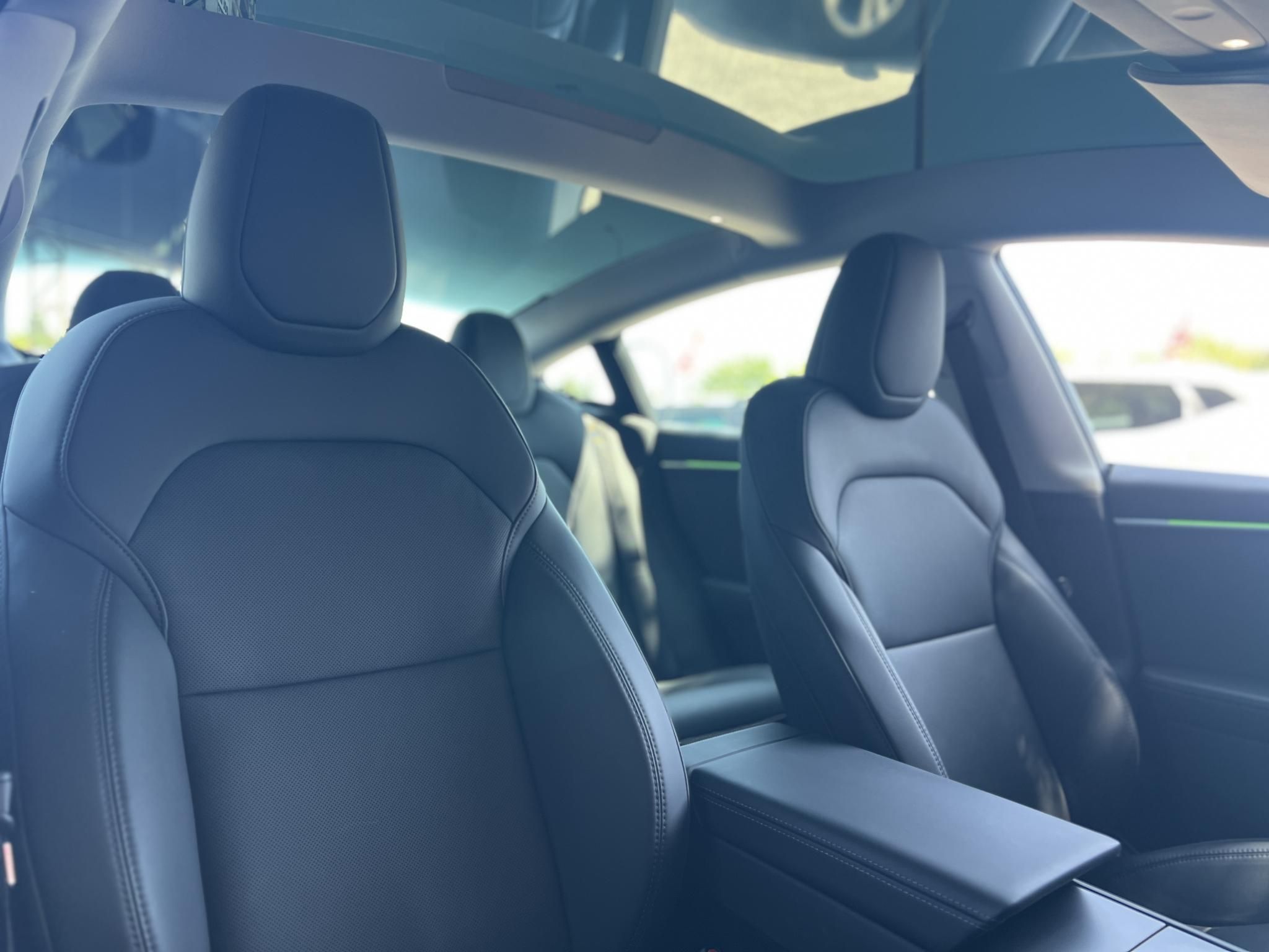 TESLA MODEL 3 Long Range AWD (Automata) HIGHLAND. 28e km. mátrix LED. ülésszellőztetés. hőszivattyú. garanciális!