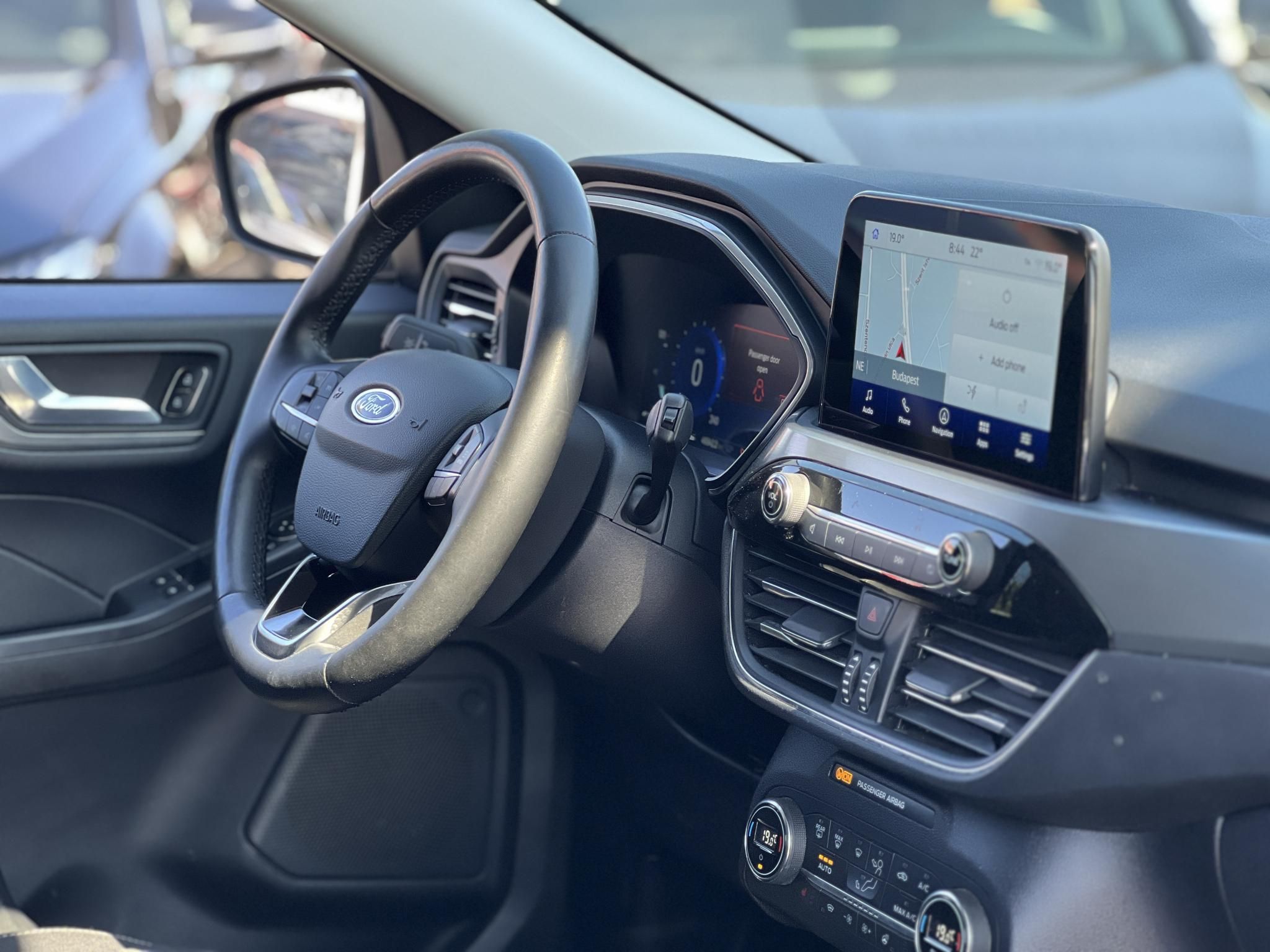 FORD KUGA 2.5 PHEV Freedom CVT 49e km. LED fényszórók. kamera. carplay. ülésfűtés. kormányfűtés. CARPLAY!