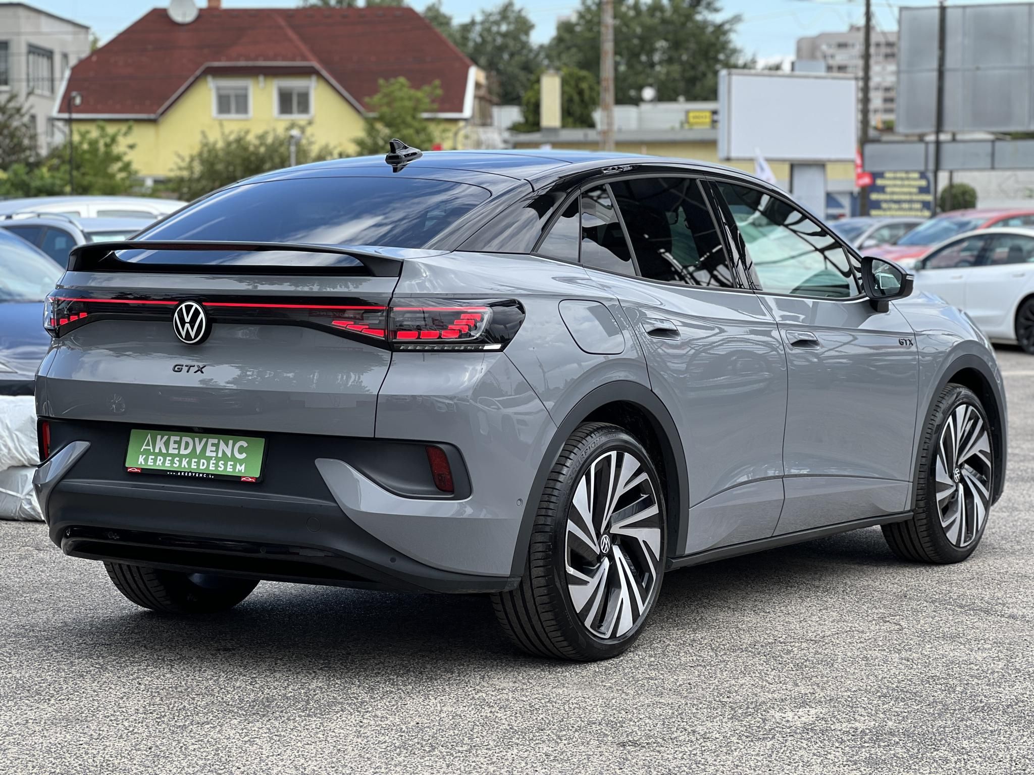 VOLKSWAGEN ID.5 77 kWh GTX 4Motion 60e km. téli-nyári kerék garnitúra. megkímélt állapot!