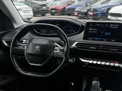PEUGEOT 3008 1.6 BlueHDi Active EAT6 Klíma Tempomat Bluetooth Carplay 360 kamera!