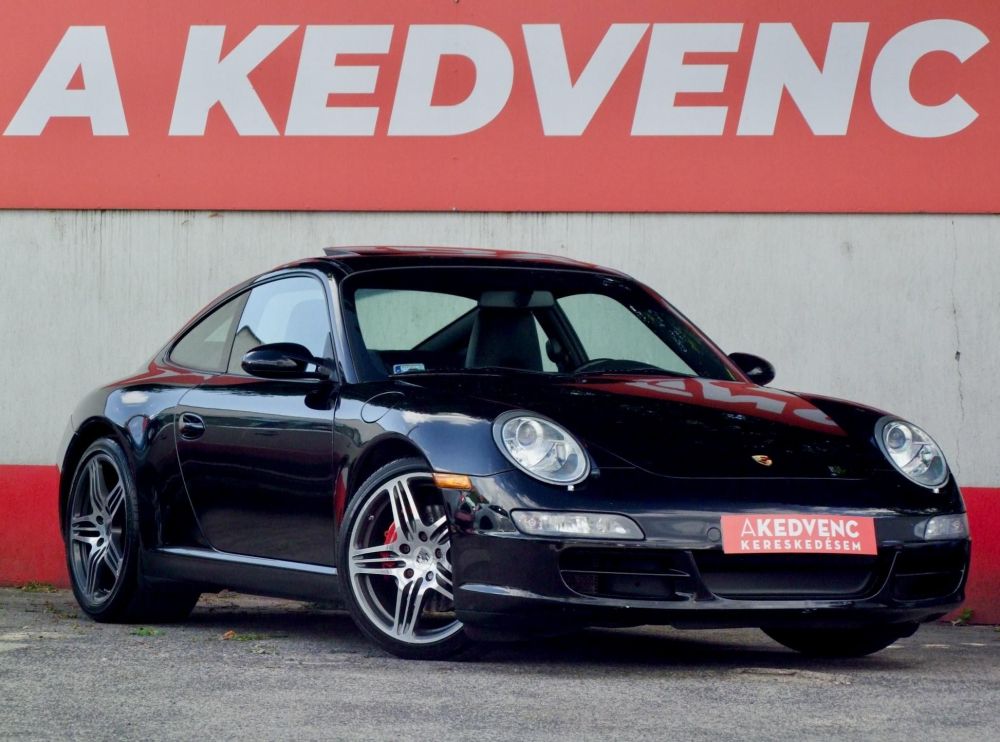 PORSCHE 911