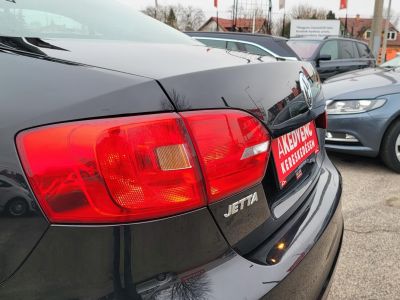 VOLKSWAGEN JETTA 1.4 TSI BMT Highline DSG Magyarországi Tempomat Ülésfűtés Frissen szervizelt!