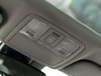 TOYOTA AVENSIS Touring Sports 2.0 Executive CVT Magyarországi. Gyári fényezés. Végig vezetett szervizkönyv!