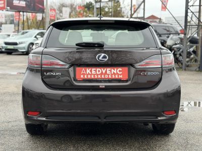 LEXUS CT 200h Comfort (Automata) 125e km. LED Tempomat Kamera Ülésfűtés Digitklíma