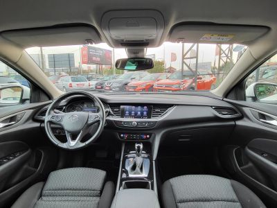 OPEL INSIGNIA Sports Tourer 2.0 CDTI Innovation Start Stop (Automata) LED Holttér Sávtartó Navi Carplay Ülésfűtés Kamera Vonóhorog