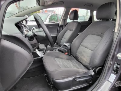 KIA CEE'D SW 1.6 CRDI LX Klíma Tempomat Navi Bluetooth Szervizelt!