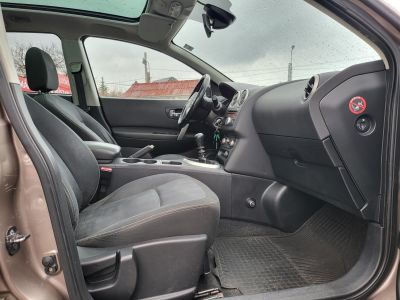 NISSAN QASHQAI Qashqai+2 1.5 dCi Visia 7 személyes Magyarországi Panoráma Vonóhorog Tempomat