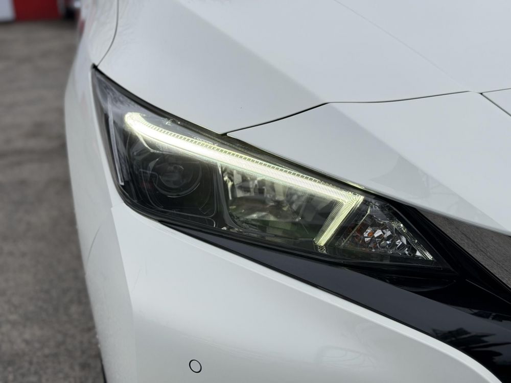 NISSAN LEAF N-Connecta e+ 62kWh (Automata) 96% akku 9e km. 360 kamera ProPilot 4x ülésfűtés