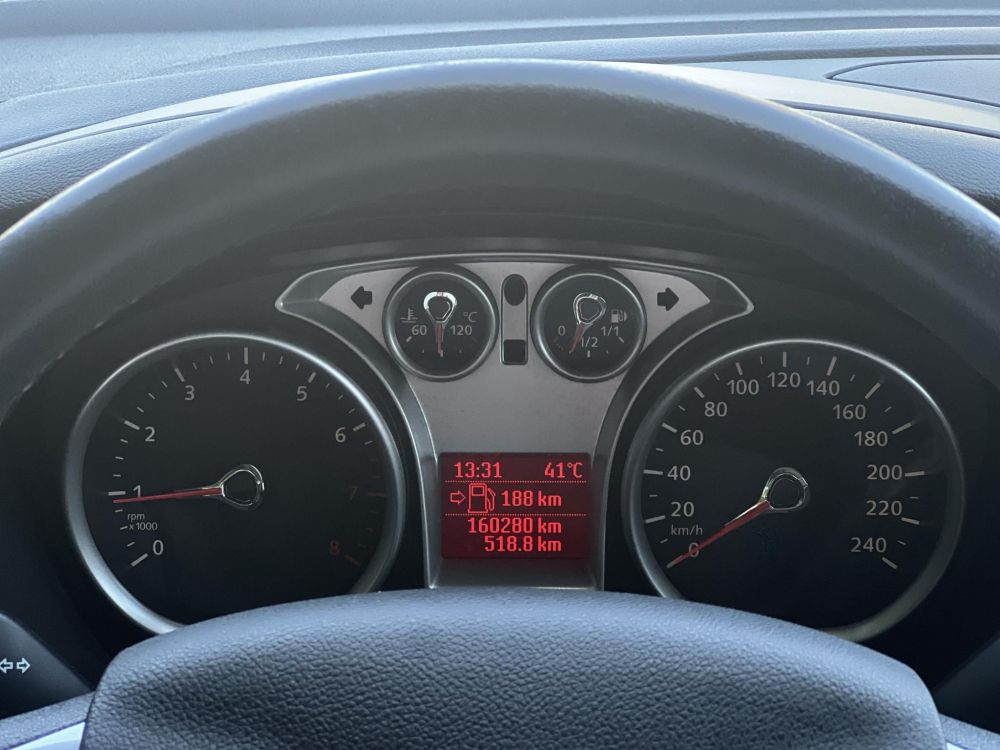 FORD FOCUS 1.6 Ti-VCT Trend Plus Magyarországi. Gyári fényezés. Végig vezetett szervizkönyv. Android!
