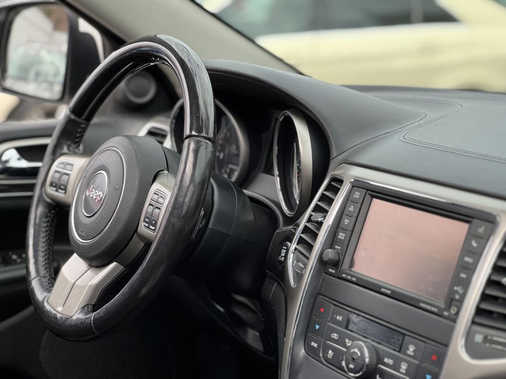 JEEP GRAND CHEROKEE 3.0 V6 CRD Overland (Automata) Xenon Memória Üléshűtés Panorámatető 3.5T vonóhorog Friss vizsga!