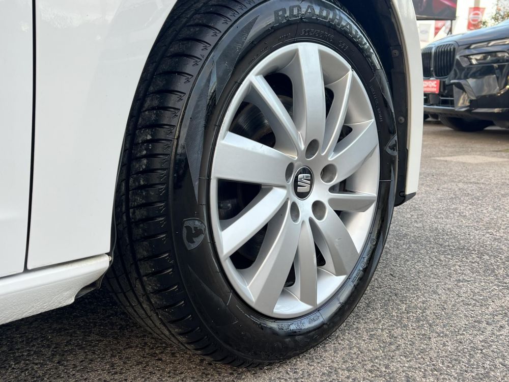 SEAT LEON 1.2 TSi Reference Tempomat Digitklíma Bluetooth Tolatóradar!