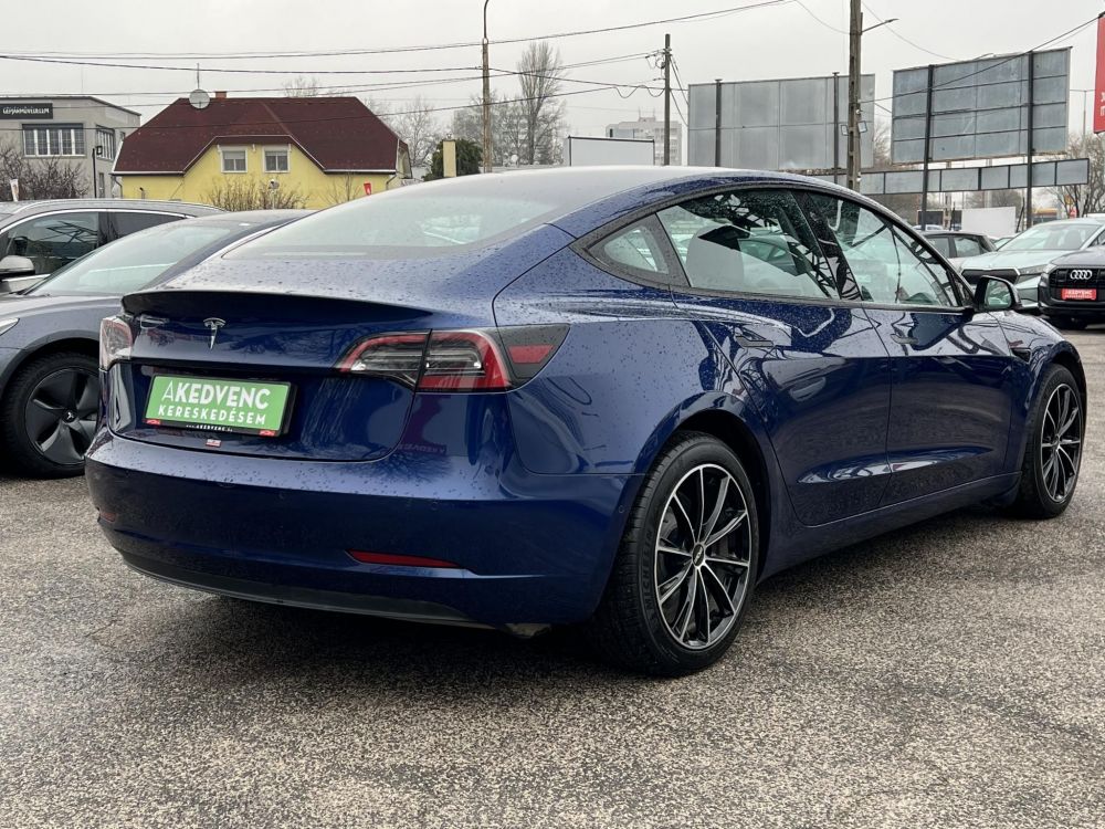 TESLA MODEL 3 RWD (Automata) 34e km. 2030-ig garancia