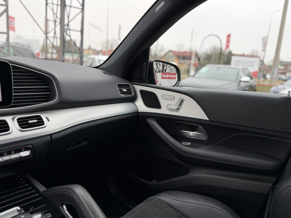 MERCEDES-BENZ GLE 350 de 4Matic 9G-TRONIC Plug-in hybrid AMG csomag. LED Panorámatető Távtartó Sávtartó Carplay Holttér Vonóhorog
