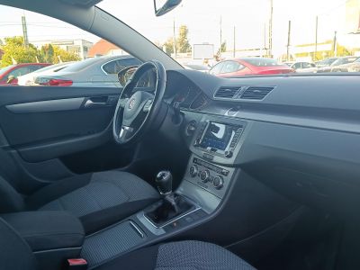 VOLKSWAGEN PASSAT Variant 1.6 CR TDI Comfortline BMT Klíma Tempomat Bluetooth Friss Műszaki!