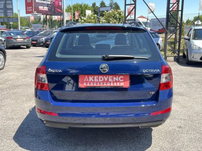 SKODA OCTAVIA Combi 1.4 TSI Ambition 168e km. Tempomat Digitklíma Végig vezetett szervizkönyv!