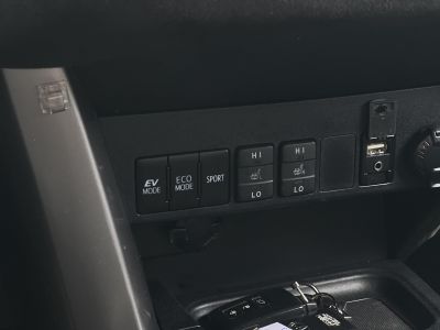 TOYOTA RAV 4 Rav4 2.5 Hybrid Executive e-CVT 4WD Végig márkaszervizelt!
