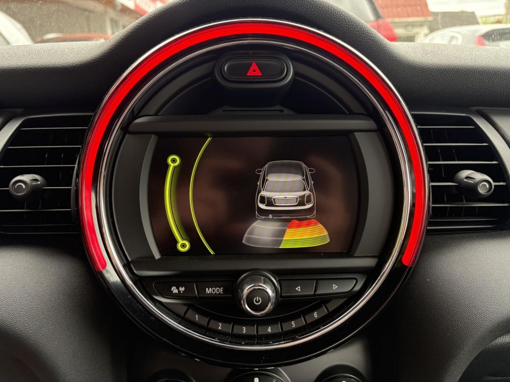 MINI MINI ONE 1.5D 70 KW (95LE) Faceliftes modell!