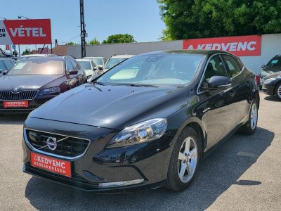 VOLVO V40 2.0 D [D3] Summum Geartronic M.o.-i. Klíma Tempomat Bluetooth 138e km!