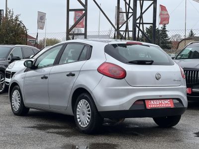 FIAT BRAVO 1.4 16V Active Magyarországon vásárolt. 1. tulajdonostól. végig vezetett szervízkönyv. 87e Km