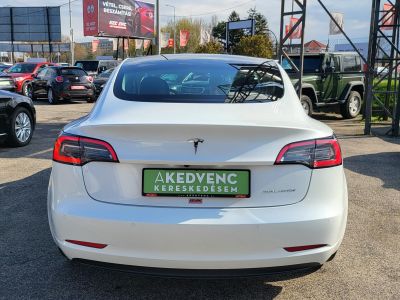TESLA MODEL 3 Long Range AWD (Automata) facelift. garanciális. autopilot. téli-nyári kerék szett!