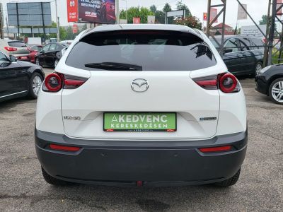 MAZDA MX-30 35,5kWh e-Skyactiv Advantage 14e km. LED Holttér HUD Kamera Keyless Ülésfűtés