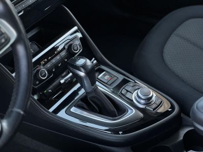 BMW 218i Advantage (Automata) Active Tourer 70e km. tempomat. ülésfűtés. keyless. kamera. 2 gyári kulcs!