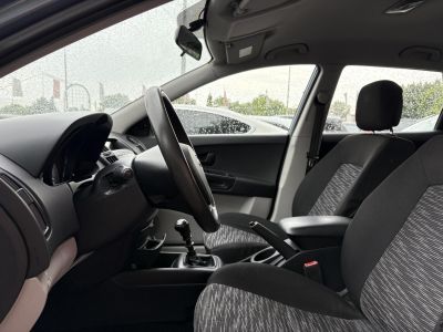 KIA CEE'D 1.6 CRDi EX M.o.-i. Klíma Bluetooth 4-5L/100km!