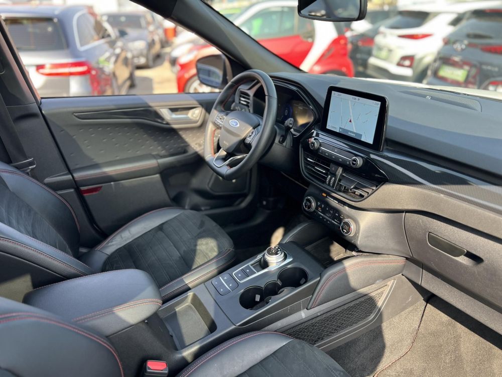 FORD KUGA 2.5 PHEV ST-Line CVT ST-line. panoráma tető