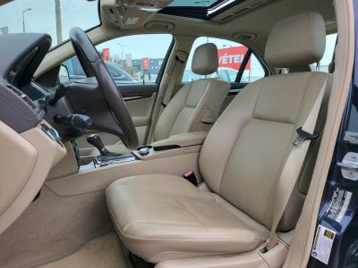 MERCEDES-BENZ C 300 Avantgarde (Automata) AMG 105e km. Tempomat Napfénytető Memória Bőr Ülésfűtés