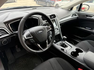 FORD MONDEO 1.5 TDCi Business PANORÁMATETŐ. LED. CARPLAY. tolatókamera. szervizelt