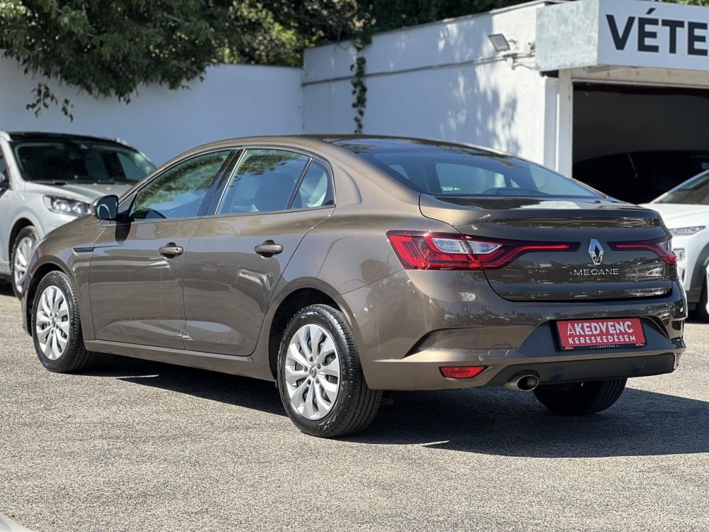 RENAULT MEGANE GrandCoupé 1.6 SCe Limited Magyarországi. 106e km Gyári fényezés Márkaszervizelt!