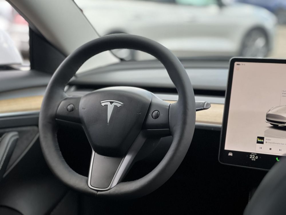 TESLA MODEL 3 Long Range AWD (Automata) 103e km. AMD Ryzen. mátrix LED. hőszivattyú. 2030-ig garanciális!