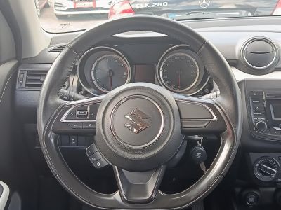 SUZUKI SWIFT 1.2 Dualjet GL+ M.o.-i. Klíma Bluetooth 129e km!