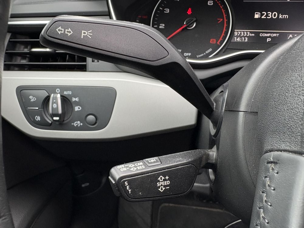 AUDI A4 Avant 40 TFSI S line S-tronic 97e km. Magyarországi Panorámatető Bluetooth Megkímélt!