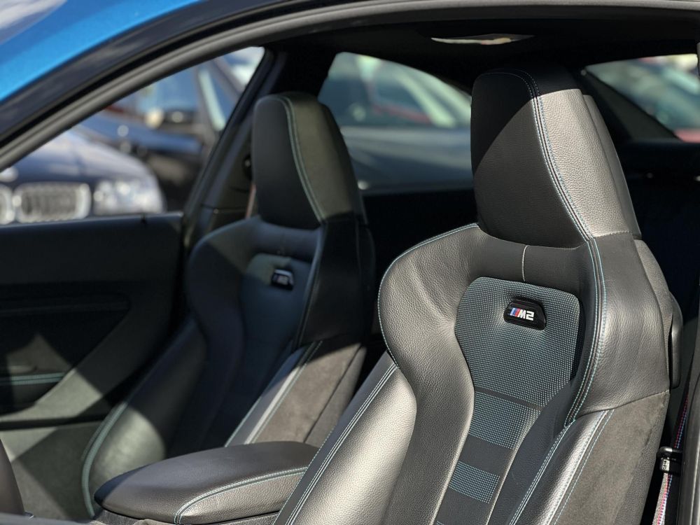 BMW M2 Competition DKG Tuningmentes. magas felszereltség. végig vezetett szervizkönyv. Apple carplay