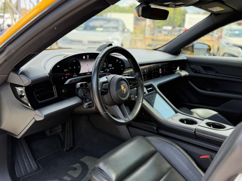 PORSCHE TAYCAN 4S Battery plus. 73e km. ülésszellőztetés. masszázs. légrugó. passenger DISPLAY!