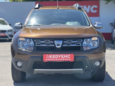 DACIA DUSTER 1.2 TCe Arctic 107e km. M.o.-i. klíma téli-nyári kerék!