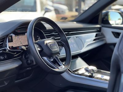 AUDI Q8 50 TDI quattro Tiptronic ic 77e km. M.o.-i. márkaszervizelt előélet. téli-nyári kerék szett!