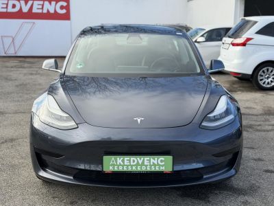 TESLA MODEL 3 Standard Range Plus Aut
