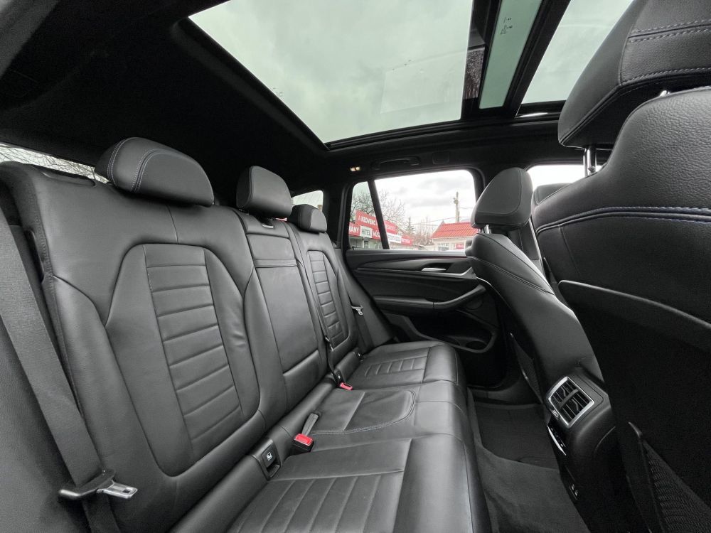 BMW IX3 73,9kWh M-sport Carplay Panoráma tető! ÁFÁS-ÁR!