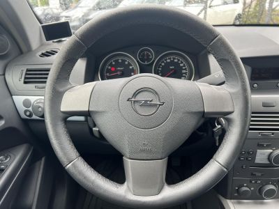 OPEL ASTRA H Caravan 1.8 Cosmo M.o.-i. Klíma Tempomat Tolatóradar!