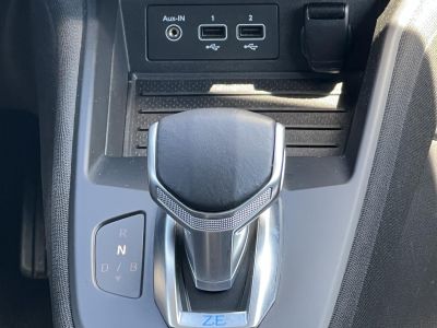 RENAULT ZOE E-Tech Electric 110 52 kWh Life 63e km. 300km hatótáv. CARPLAY!