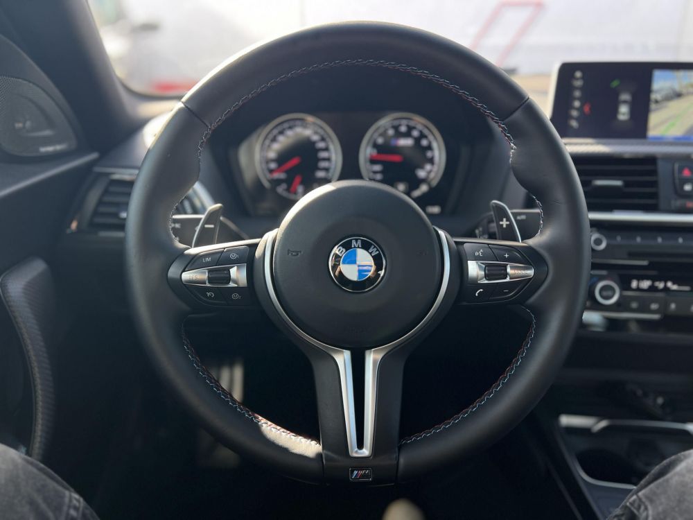 BMW M2 Competition DKG Tuningmentes. magas felszereltség. végig vezetett szervizkönyv. Apple carplay